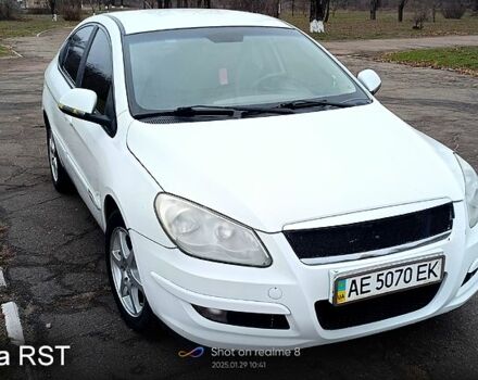 Белый Чери М11, объемом двигателя 1.6 л и пробегом 149 тыс. км за 3500 $, фото 1 на Automoto.ua