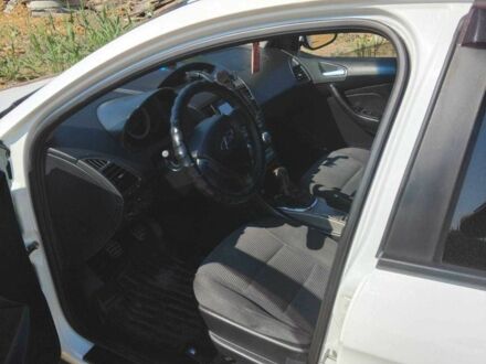Чери М11 2010 в Черноморске (Ильичевске) на Automoto.ua Белый Чери М11, объемом двигателя 1.6 л и пробегом 191 тыс. км за 2700 $, фото 1 на Automoto.ua
