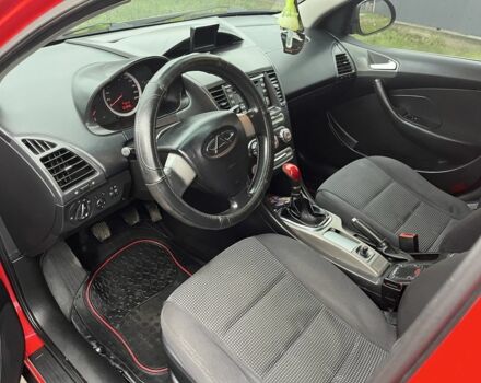 Красный Чери М11, объемом двигателя 1.6 л и пробегом 131 тыс. км за 2500 $, фото 6 на Automoto.ua