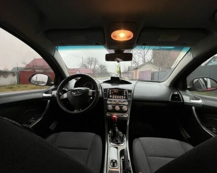 Красный Чери М11, объемом двигателя 1.6 л и пробегом 131 тыс. км за 2500 $, фото 7 на Automoto.ua