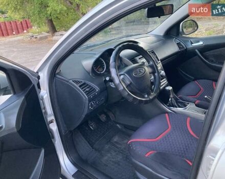 Сірий Чері М11, об'ємом двигуна 1.6 л та пробігом 196 тис. км за 2700 $, фото 7 на Automoto.ua