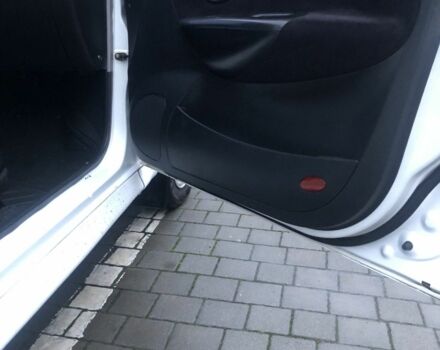 Белый Чери Кью Кью, объемом двигателя 1.1 л и пробегом 96 тыс. км за 2800 $, фото 7 на Automoto.ua