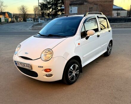 Белый Чери Кью Кью, объемом двигателя 1.1 л и пробегом 153 тыс. км за 2500 $, фото 1 на Automoto.ua
