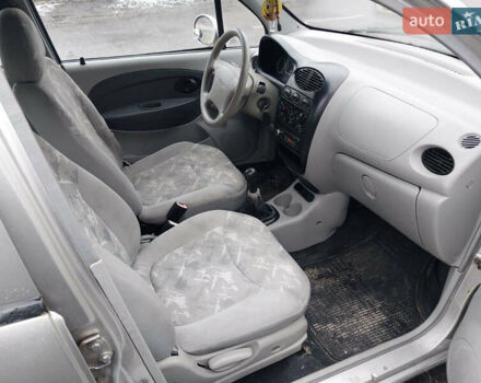 Бежевый Чери Кью Кью, объемом двигателя 1.08 л и пробегом 126 тыс. км за 1750 $, фото 6 на Automoto.ua