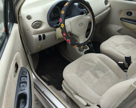 Бежевий Чері Кью Кью, об'ємом двигуна 1.1 л та пробігом 122 тис. км за 1399 $, фото 5 на Automoto.ua