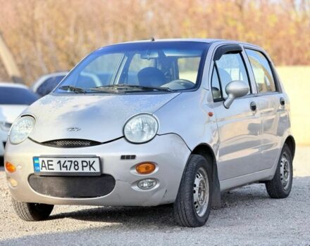 Бежевый Чери Кью Кью, объемом двигателя 1.1 л и пробегом 200 тыс. км за 1350 $, фото 1 на Automoto.ua