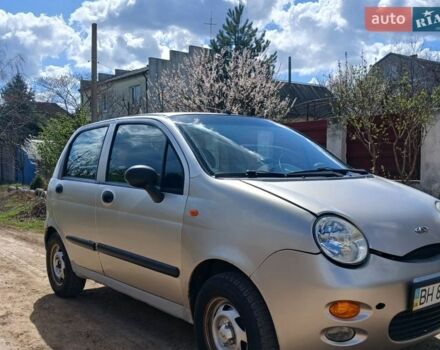 Бежевый Чери Кью Кью, объемом двигателя 1.1 л и пробегом 200 тыс. км за 1600 $, фото 1 на Automoto.ua