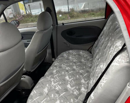 Красный Чери Кью Кью, объемом двигателя 1.08 л и пробегом 147 тыс. км за 2000 $, фото 8 на Automoto.ua