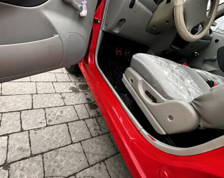 Красный Чери Кью Кью, объемом двигателя 1.08 л и пробегом 147 тыс. км за 2000 $, фото 4 на Automoto.ua