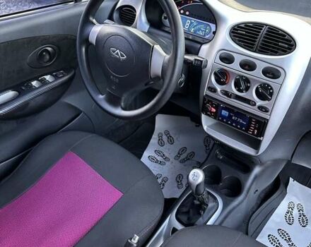 Красный Чери Кью Кью, объемом двигателя 1.1 л и пробегом 143 тыс. км за 2950 $, фото 5 на Automoto.ua