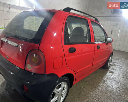 Червоний Чері Кью Кью, об'ємом двигуна 1.08 л та пробігом 175 тис. км за 1350 $, фото 4 на Automoto.ua