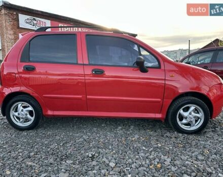 Красный Чери Кью Кью, объемом двигателя 1.1 л и пробегом 143 тыс. км за 2950 $, фото 4 на Automoto.ua