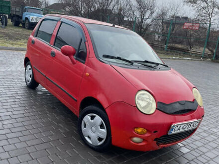Чери Кью Кью 2007 в Мироновке на Automoto.ua Красный Чери Кью Кью, объемом двигателя 1.08 л и пробегом 200 тыс. км за 1350 $, фото 1 на Automoto.ua