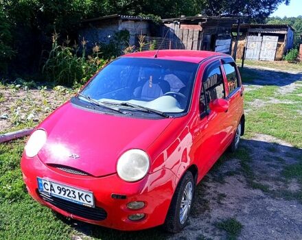 Красный Чери Кью Кью, объемом двигателя 1.1 л и пробегом 130 тыс. км за 2000 $, фото 1 на Automoto.ua