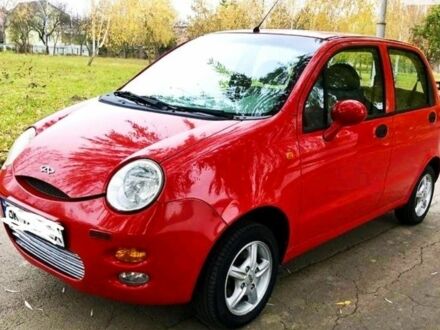 Чері Кью Кью 2008 у Харкові на Automoto.ua Червоний Чері Кью Кью, об'ємом двигуна 1 л та пробігом 39 тис. км за 2550 $, фото 1 на Automoto.ua