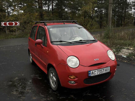 Червоний Чері Кью Кью, об'ємом двигуна 1.1 л та пробігом 94 тис. км за 2200 $, фото 1 на Automoto.ua