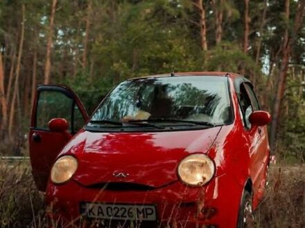 Чери Кью Кью 2012 в Киеве на Automoto.ua Красный Чери Кью Кью, объемом двигателя 1.08 л и пробегом 106 тыс. км за 2750 $, фото 1 на Automoto.ua