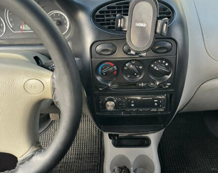 Желтый Чери Кью Кью, объемом двигателя 1.08 л и пробегом 128 тыс. км за 1300 $, фото 9 на Automoto.ua