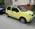 Желтый Чери Кью Кью, объемом двигателя 1.1 л и пробегом 162 тыс. км за 1300 $, фото 2 на Automoto.ua