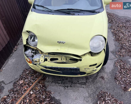 Желтый Чери Кью Кью, объемом двигателя 1.1 л и пробегом 80 тыс. км за 800 $, фото 6 на Automoto.ua