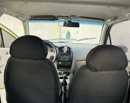 Желтый Чери Кью Кью, объемом двигателя 1.08 л и пробегом 128 тыс. км за 1300 $, фото 11 на Automoto.ua