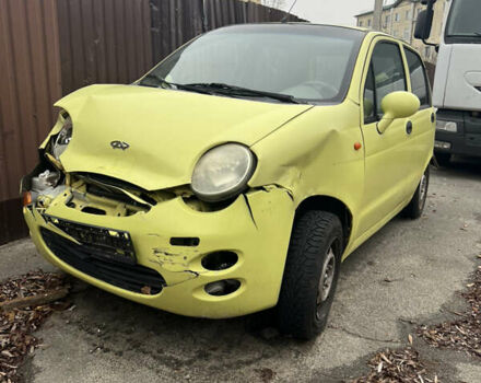 Желтый Чери Кью Кью, объемом двигателя 1.1 л и пробегом 80 тыс. км за 800 $, фото 4 на Automoto.ua
