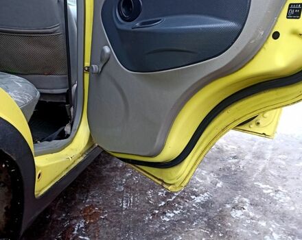 Желтый Чери Кью Кью, объемом двигателя 1.1 л и пробегом 118 тыс. км за 1850 $, фото 10 на Automoto.ua