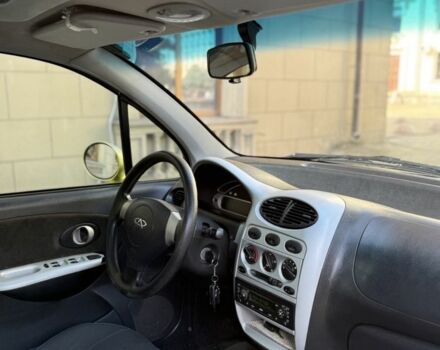 Чери Кью Кью 2008 в Запорожье на Automoto.ua Желтый Чери Кью Кью, объемом двигателя 1.1 л и пробегом 66 тыс. км за 2150 $, фото 7 на Automoto.ua