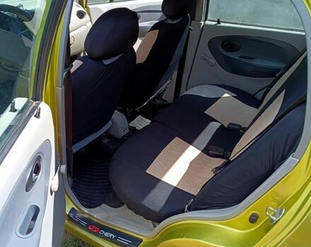 Желтый Чери Кью Кью, объемом двигателя 1.1 л и пробегом 112 тыс. км за 2130 $, фото 3 на Automoto.ua