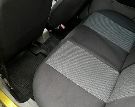 Жовтий Чері Кью Кью, об'ємом двигуна 1.1 л та пробігом 186 тис. км за 2300 $, фото 7 на Automoto.ua