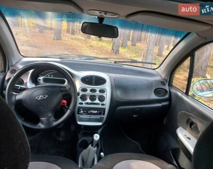 Жовтий Чері Кью Кью, об'ємом двигуна 1.08 л та пробігом 150 тис. км за 1500 $, фото 37 на Automoto.ua