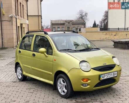 Жовтий Чері Кью Кью, об'ємом двигуна 1.08 л та пробігом 148 тис. км за 1750 $, фото 3 на Automoto.ua
