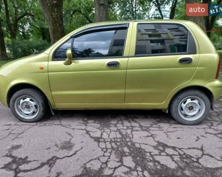 Желтый Чери Кью Кью, объемом двигателя 1.08 л и пробегом 100 тыс. км за 2300 $, фото 5 на Automoto.ua