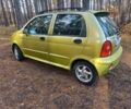 Желтый Чери Кью Кью, объемом двигателя 1.1 л и пробегом 150 тыс. км за 1500 $, фото 1 на Automoto.ua