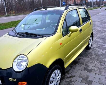 Жовтий Чері Кью Кью, об'ємом двигуна 1.1 л та пробігом 66 тис. км за 2000 $, фото 2 на Automoto.ua