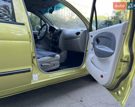 Жовтий Чері Кью Кью, об'ємом двигуна 1.1 л та пробігом 104 тис. км за 2500 $, фото 19 на Automoto.ua