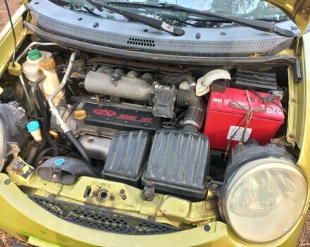 Желтый Чери Кью Кью, объемом двигателя 1.1 л и пробегом 150 тыс. км за 1500 $, фото 8 на Automoto.ua