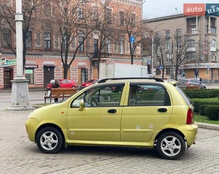 Жовтий Чері Кью Кью, об'ємом двигуна 1.08 л та пробігом 148 тис. км за 1750 $, фото 4 на Automoto.ua