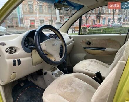 Жовтий Чері Кью Кью, об'ємом двигуна 1.08 л та пробігом 148 тис. км за 1750 $, фото 10 на Automoto.ua