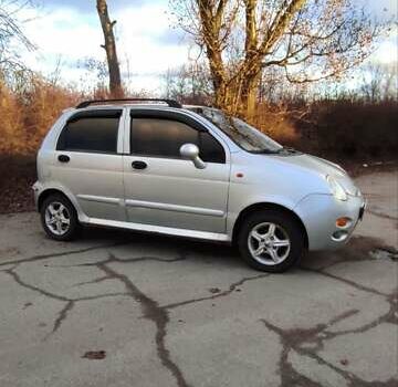 Серый Чери Кью Кью, объемом двигателя 1.08 л и пробегом 81 тыс. км за 2500 $, фото 3 на Automoto.ua