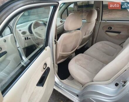 Сірий Чері Кью Кью, об'ємом двигуна 1.08 л та пробігом 119 тис. км за 1900 $, фото 13 на Automoto.ua