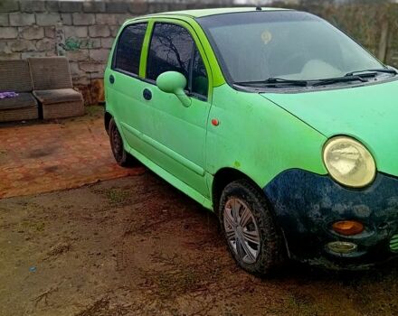 Зеленый Чери Кью Кью, объемом двигателя 0.8 л и пробегом 299 тыс. км за 950 $, фото 3 на Automoto.ua