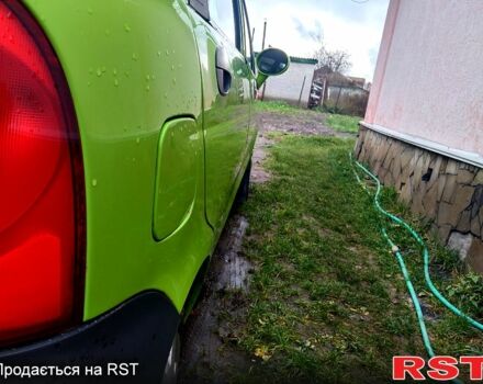 Зеленый Чери Кью Кью, объемом двигателя 1.1 л и пробегом 120 тыс. км за 1800 $, фото 2 на Automoto.ua