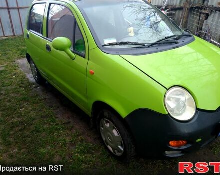 Зеленый Чери Кью Кью, объемом двигателя 1.1 л и пробегом 120 тыс. км за 1800 $, фото 5 на Automoto.ua