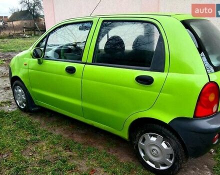 Зеленый Чери Кью Кью, объемом двигателя 1.1 л и пробегом 120 тыс. км за 1800 $, фото 2 на Automoto.ua