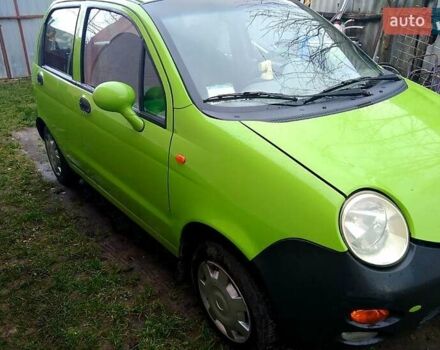 Зеленый Чери Кью Кью, объемом двигателя 1.1 л и пробегом 120 тыс. км за 1800 $, фото 4 на Automoto.ua