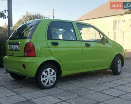 Зеленый Чери Кью Кью, объемом двигателя 1.08 л и пробегом 61 тыс. км за 2500 $, фото 6 на Automoto.ua