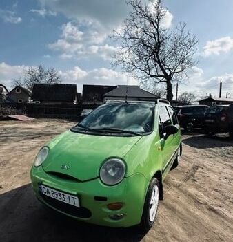 Зеленый Чери Кью Кью, объемом двигателя 1.08 л и пробегом 172 тыс. км за 1800 $, фото 1 на Automoto.ua