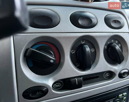 Оранжевый Чери Кью Кью, объемом двигателя 1.08 л и пробегом 120 тыс. км за 2300 $, фото 14 на Automoto.ua