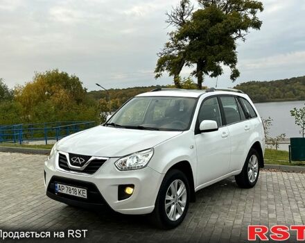Чери Tiggo 2 2013 в Запорожье на Automoto.ua Белый Чери Tiggo 2, объемом двигателя 1.8 л и пробегом 121 тыс. км за 5350 $, фото 8 на Automoto.ua